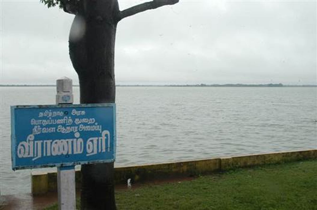 வீராணம்ஏரி நிரப்பப்பட்டது: சென்னைக்கு விநாடிக்கு 77 கனஅடி நீர் வெளியேற்றம்